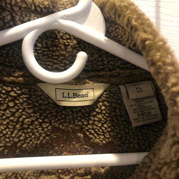 L.L. Bean Red Faux Suede & Sherpa Holiday Jacket XL ❤️ - Picture 4 of 11